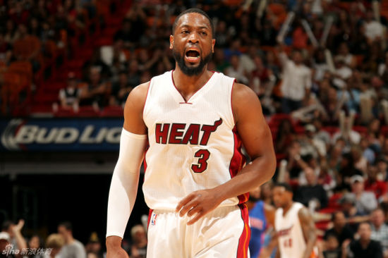 加泰队主教练：亚马尔不在阵容内很遗憾；终极目标参加世界杯（加泰主帅：亚马尔无缘名单令人惋惜，最终目标是参加世界杯）