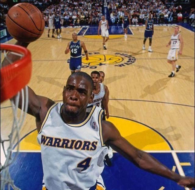 利物浦名宿：想逼走萨拉赫的可能是管理层，希望卖掉他变现（利物浦名宿：逼走萨拉赫的或是高层，欲通过出售套现）