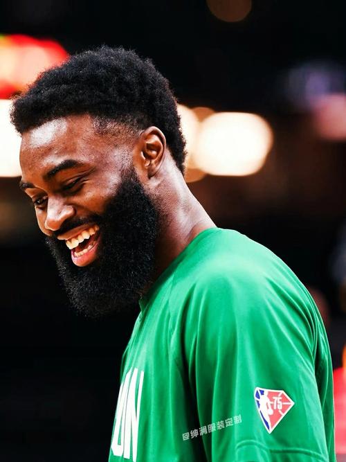 审查通过！世体：欧足联批准诺坎普举办本赛季欧冠赛事（欧足联批复通过，诺坎普获准承办本赛季欧冠赛事）