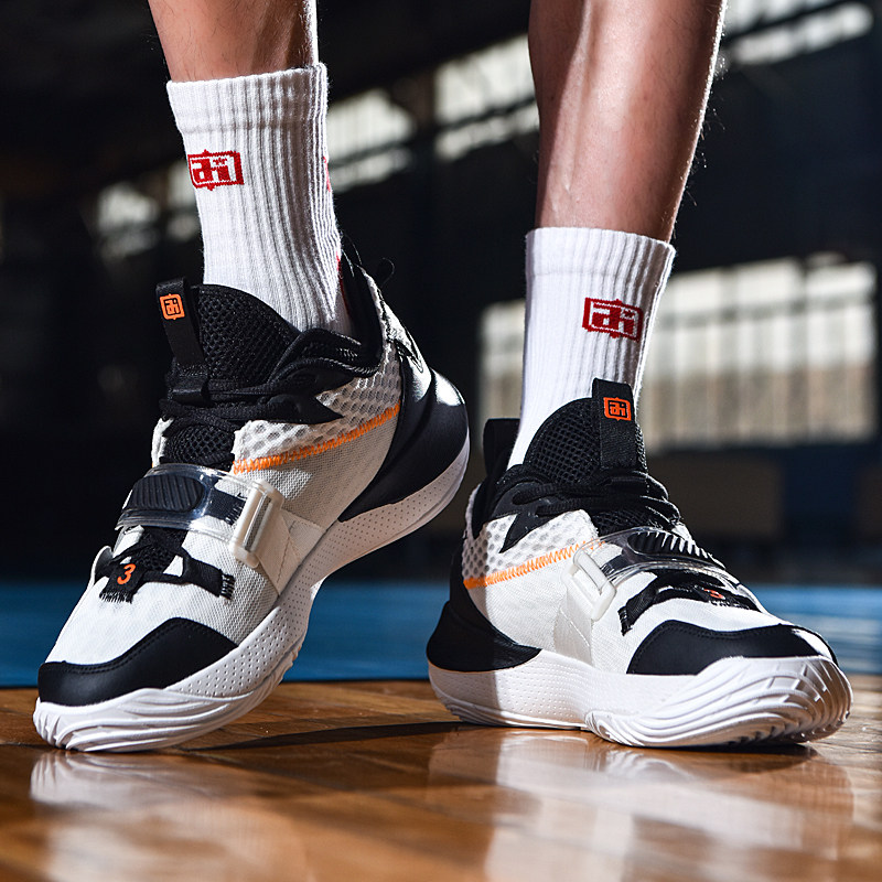 官方：姆巴佩、卡马文加和夸迪奥-科内均返回各自俱乐部（官宣：姆巴佩、卡马文加与夸迪奥-科内均已各自归队）