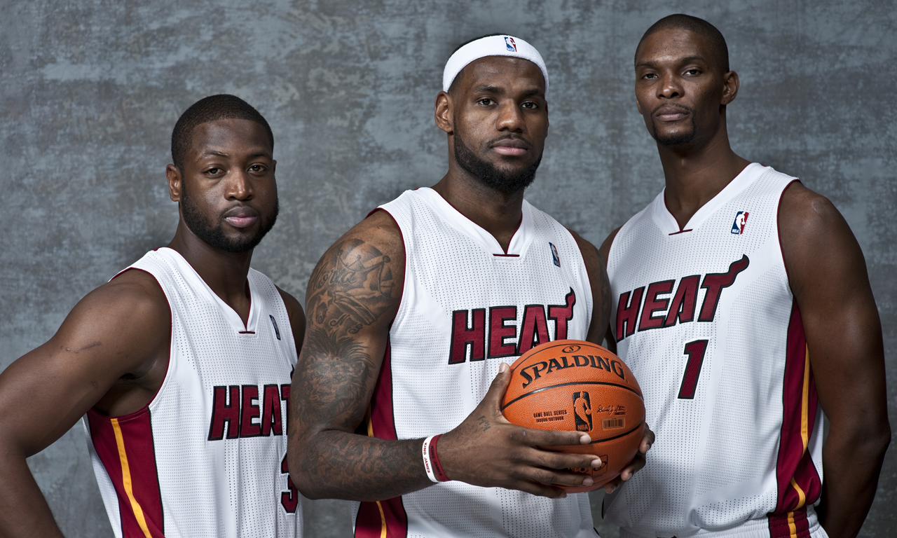 能否做到？拜仁有望追平自己保持的德甲开局最长连胜纪录（拜仁冲击自保持的德甲开局最长连胜纪录）