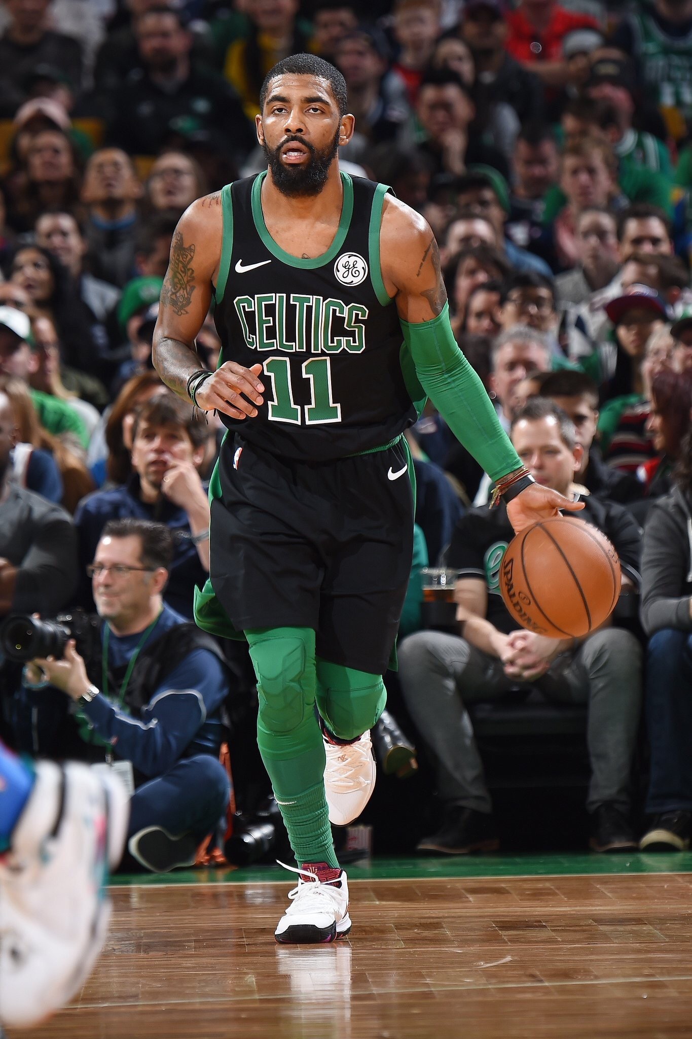 全运男足U20上海vs山东首发出炉：蒯纪闻、依木兰领衔（全运会U20男足上海对山东首发公布：蒯纪闻、依木兰坐镇）