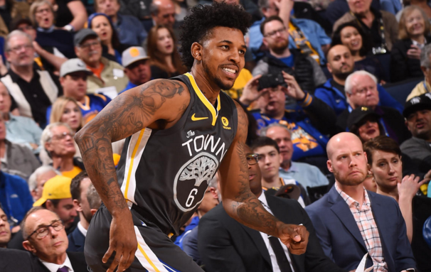 今日亚泰降级，而昨日以亚泰梯队为班底的泰州队夺得苏超冠军（冰火两重天：亚泰今日降级，昨日由亚泰梯队为班底的泰州队加冕苏超冠军）