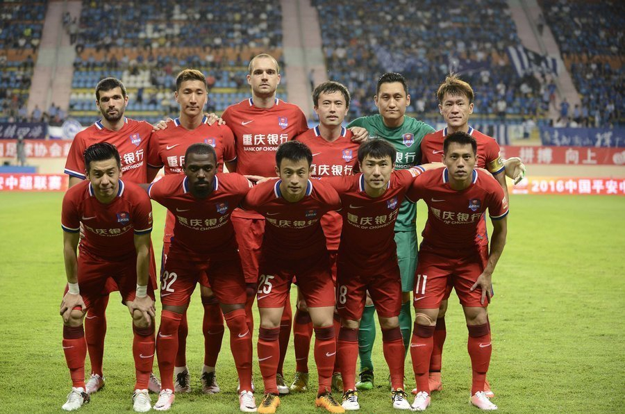 美因茨后卫科尔德甲生涯第9次染红，成德甲历史染红最多球员（美因茨后卫科尔生涯第9张德甲红牌，登上德甲历史红牌榜首）