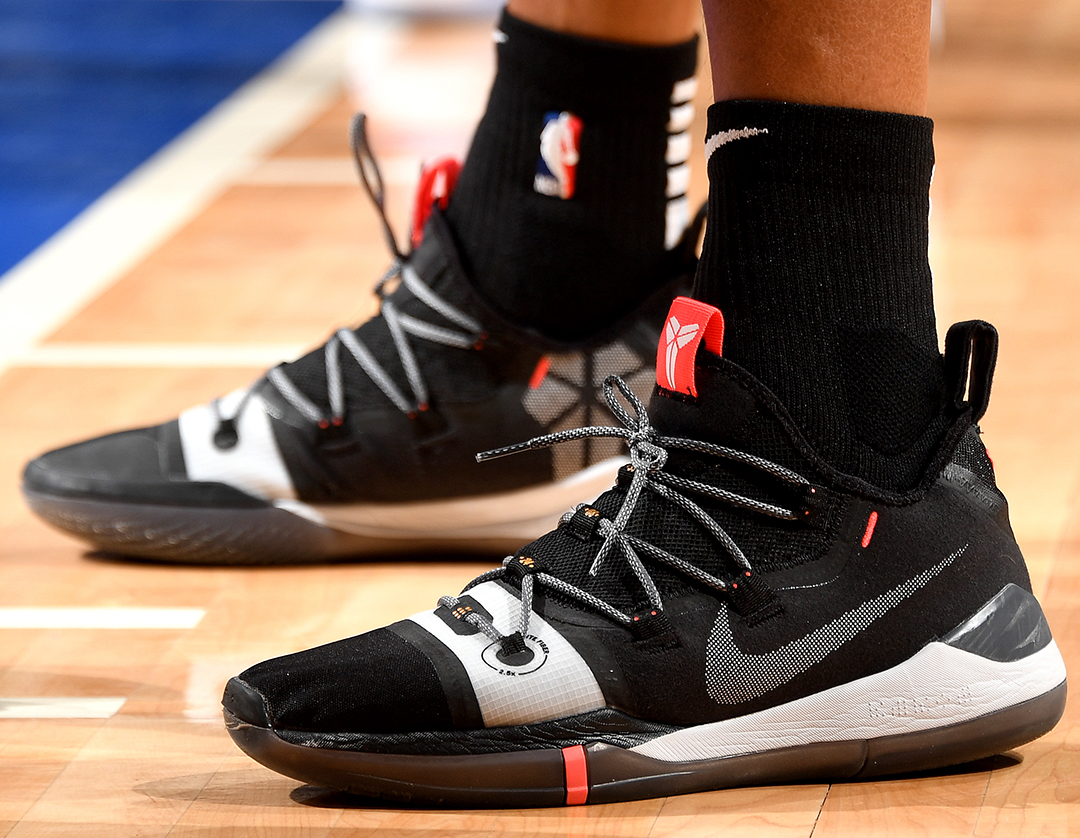 狼队主帅：对阵曼联希望终结连败，要表现得像冠军队伍一样（狼队主帅：战曼联誓止连败，必须打出冠军风范）