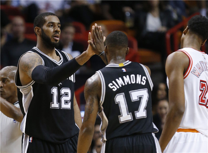 多特蒙德2-2博德闪耀，布兰特双响，阿里萨米、海于格建功（多特蒙德2-2战平博德，布兰特梅开二度，阿里萨米与海于格各入一球）