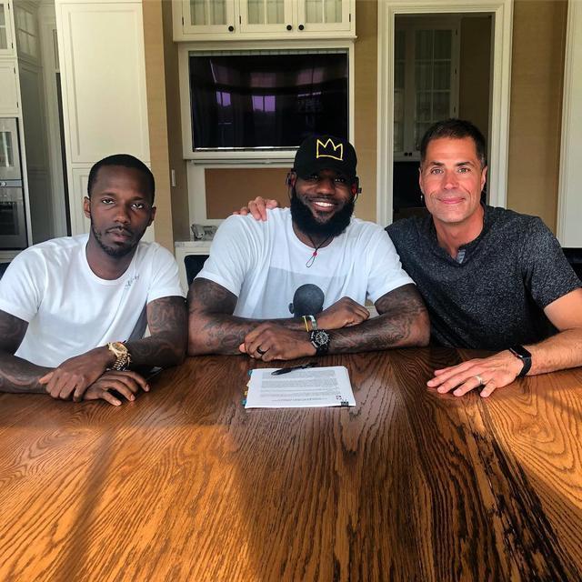 一粒精彩进球，一个属于阿德里安的特别夜晚😍（那一记惊艳破门，点亮阿德里安的专属之夜😍）