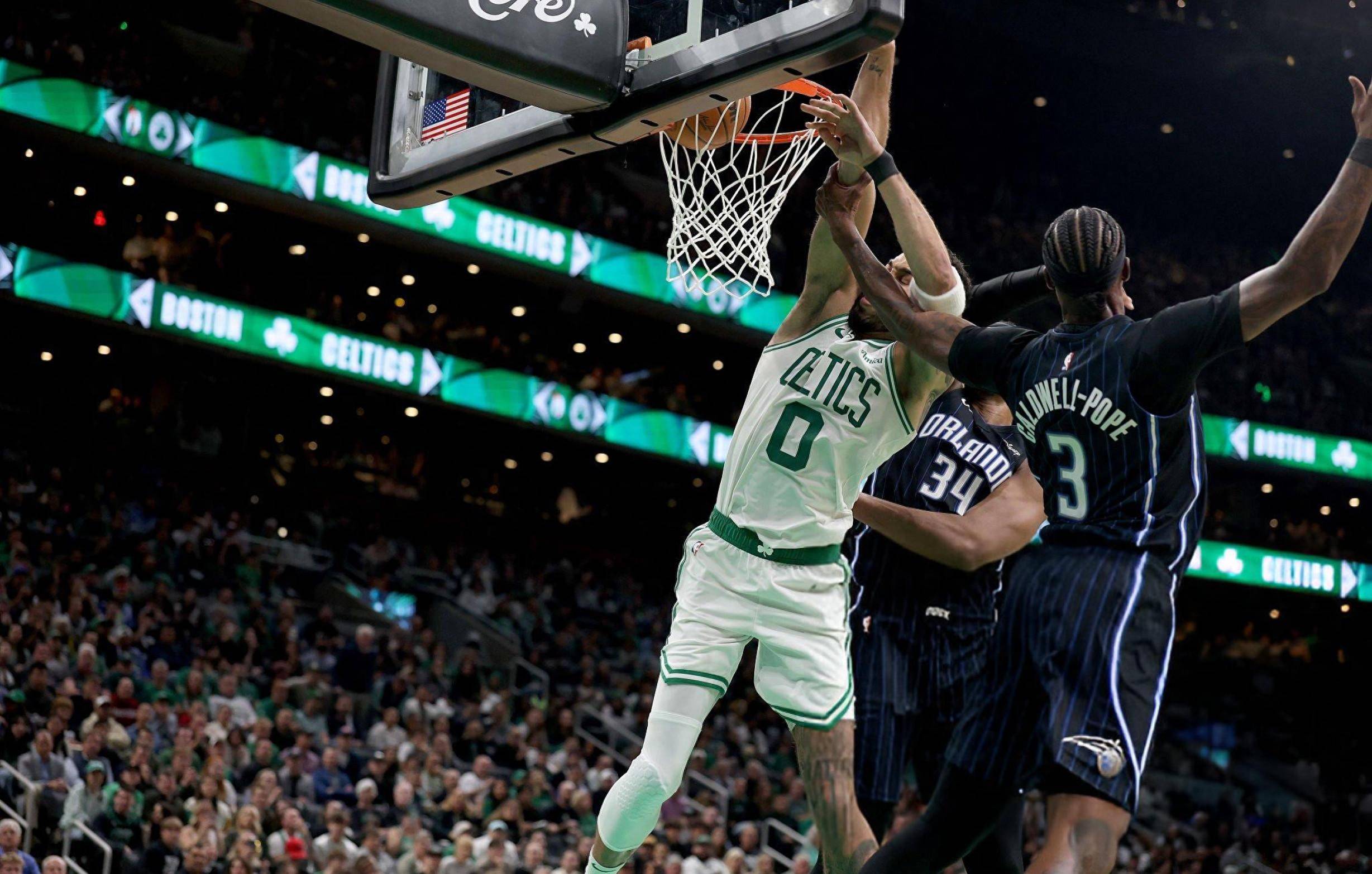 王博：过去荣耀已成历史，新赛季广厦以卫冕冠军姿态迎接挑战（王博：荣光已成过去，广厦新季将以卫冕者姿态迎战挑战）