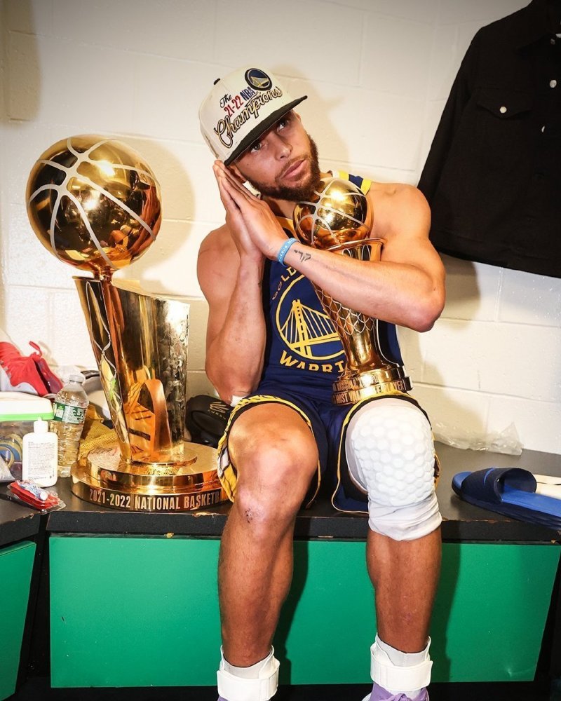 西蒙尼：我不明白拉菲尼亚怎么拿不到金球奖（西蒙尼困惑：拉菲尼亚为何无缘金球奖）