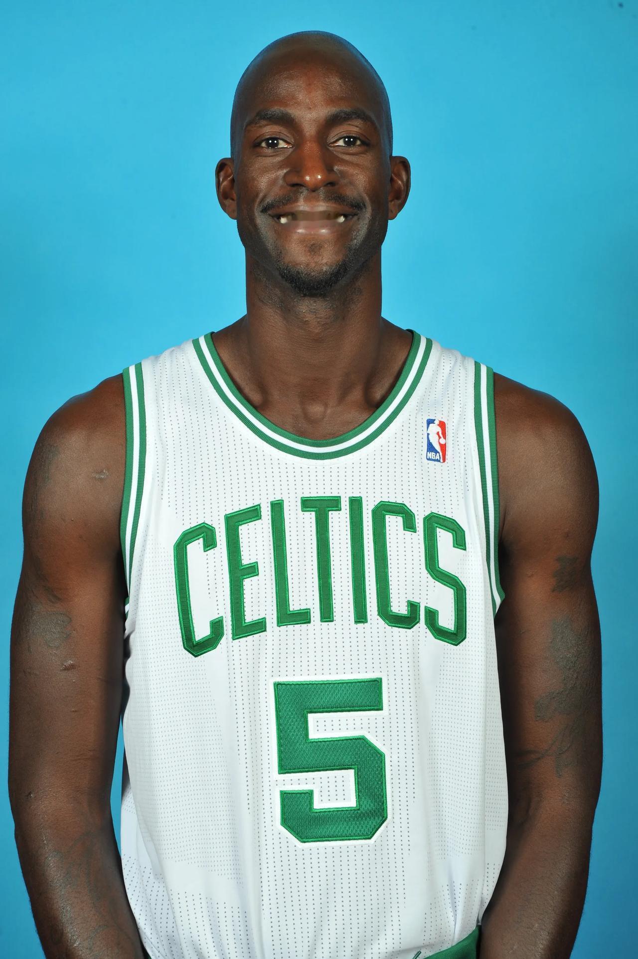 奇闻：巴西球星自掏腰包加盟中超！为赴华豪掷数十万人民币解约费（罕见！巴西球星自付数十万解约金，只为加盟中超）